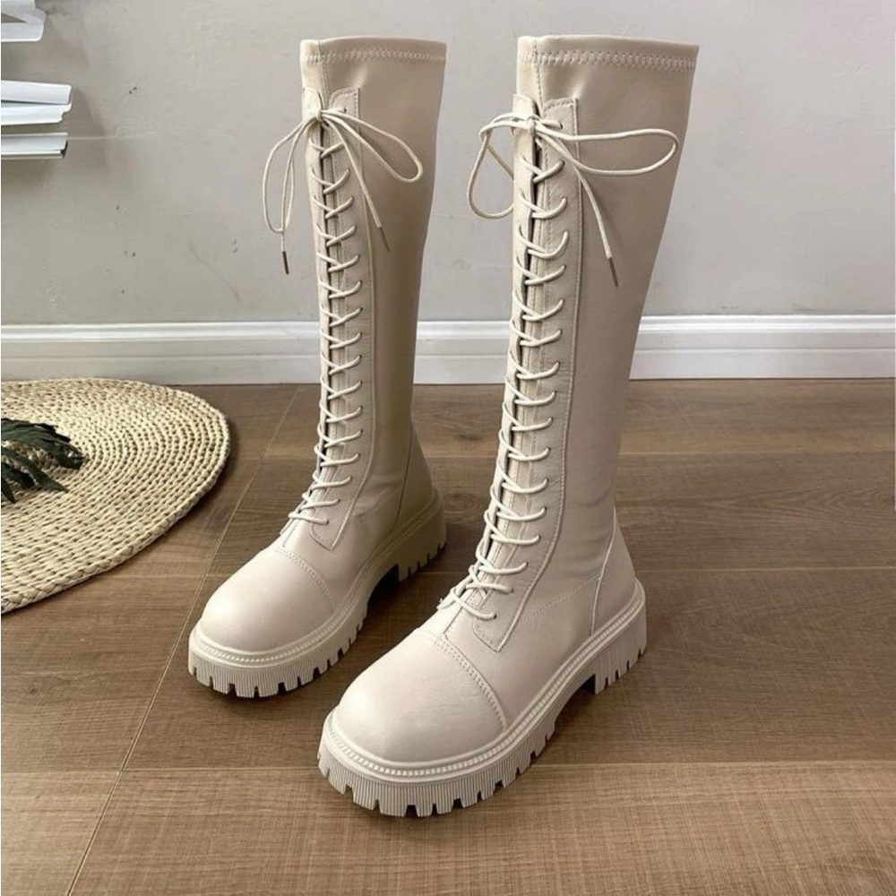 SHEIN BOOTS WITH BACK ZIPPER